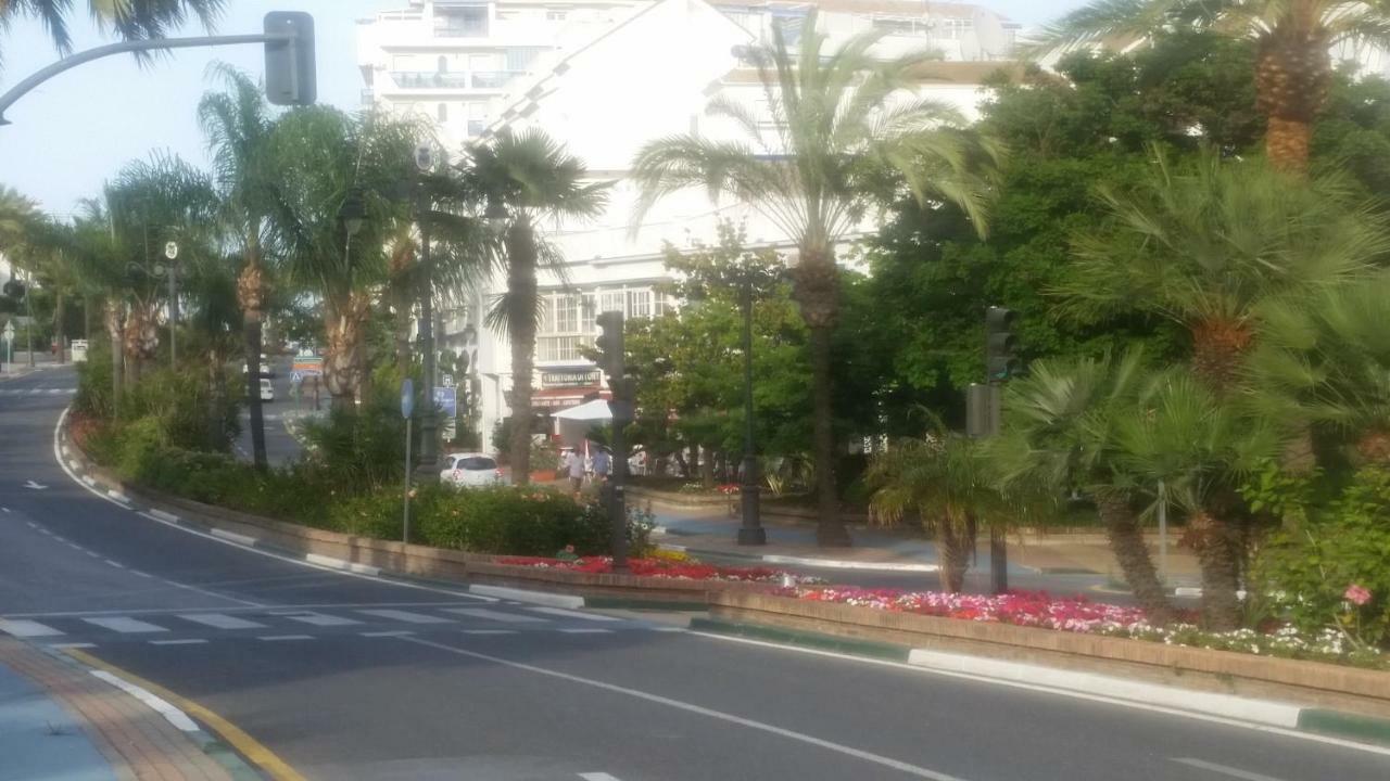 Puerto Deportivo Estepona Exteriör bild