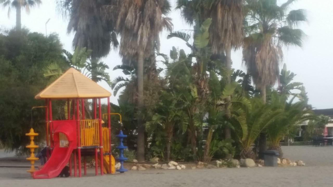 Puerto Deportivo Estepona Exteriör bild
