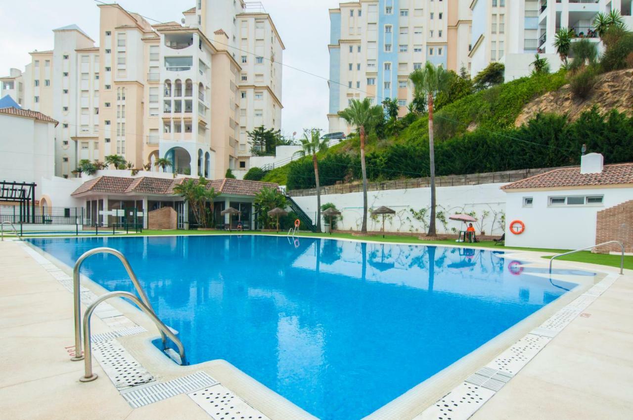 Puerto Deportivo Estepona Exteriör bild