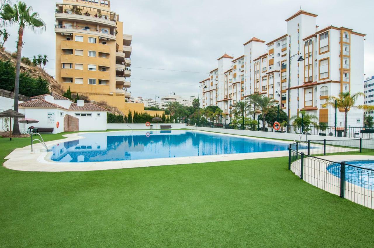 Puerto Deportivo Estepona Exteriör bild